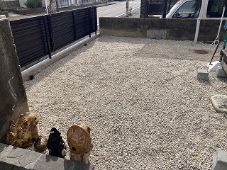 庭石もブロック塀もスッキリ！玄関引戸も1日で交換しました 画像